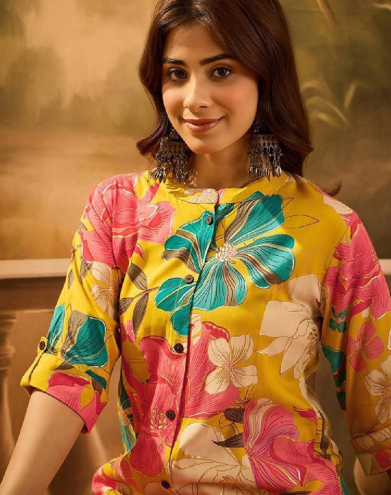Floral printed mandarin collar a-line kurta