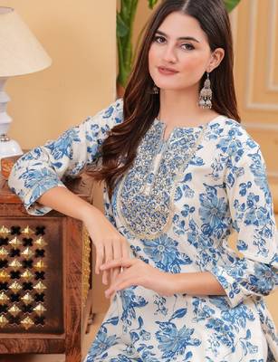 Floral printed gotta patti round neck pure cotton straight kurta 2