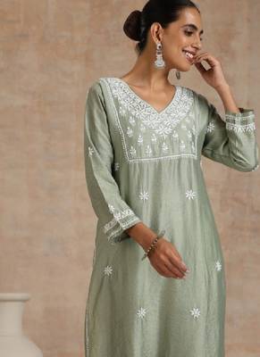 Women green chanderi chikankari embroidered kurta 1