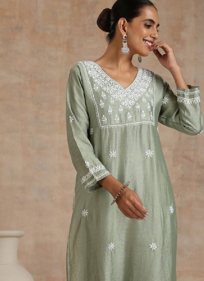 Women green chanderi chikankari embroidered kurta