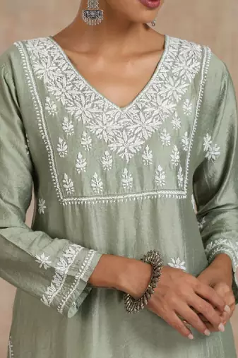 Women green chanderi chikankari embroidered kurta