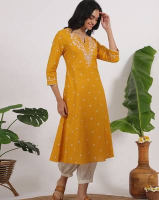 Floral printed cotton thread work v-neck a-line kurta 3