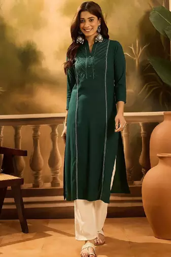 Pleated mandarin collar straight kurta