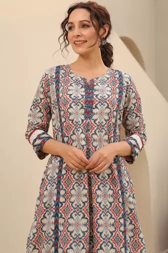 Women ethnic motifs printed kurta