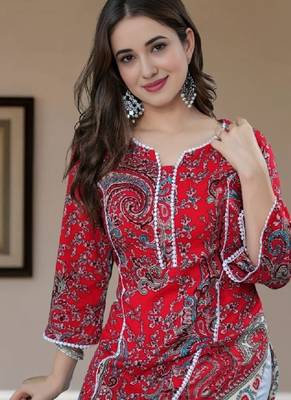 Women floral printed floral kurta 1