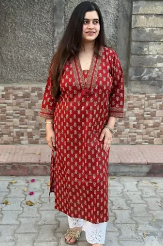 Women floral printed pure cotton straight kurta
