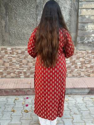 Women floral printed pure cotton straight kurta 3