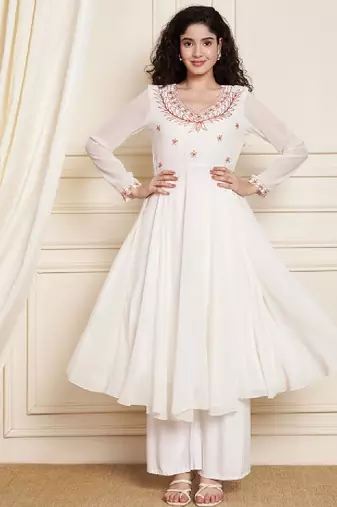 Women ethnic motifs embroidered anarkali kurta