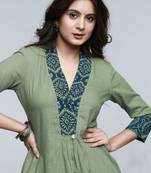 Pleated v-neck cotton a-line kurta