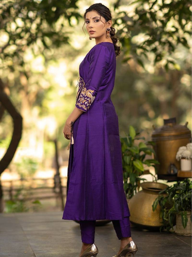 Purple floral embroidered angrakha v-neck thread work cotton silk a-line kurta
