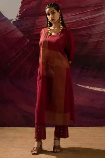 Checked round neck pure cotton straight kurta