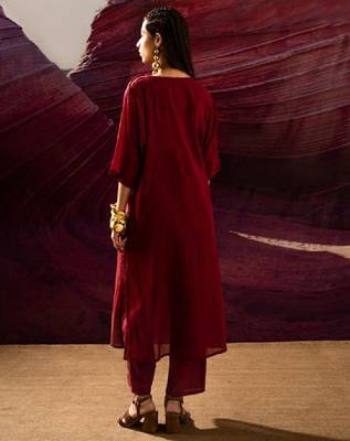 Checked round neck pure cotton straight kurta 4