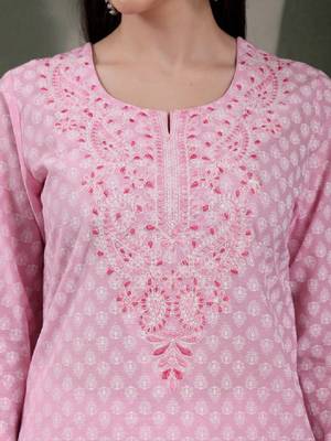 Floral printed thread work notch neck pure cotton straight kurta 2