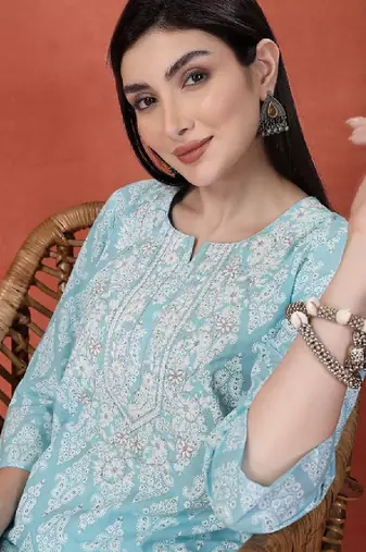 Floral printed thread work notch neck pure cotton straight kurta