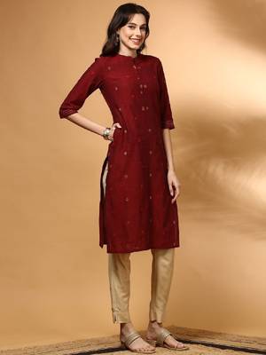 Women ethnic motifs woven design pure cotton straight kurta 3