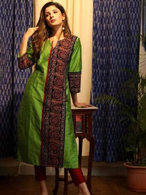 Women ethnic motifs printed daily a-line cotton flared kurta 1