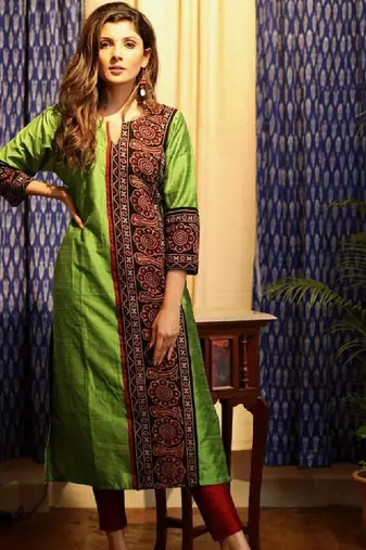Women ethnic motifs printed daily a-line cotton flared kurta