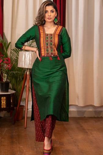 Women green abstract printed daily a-line cotton flared kurta