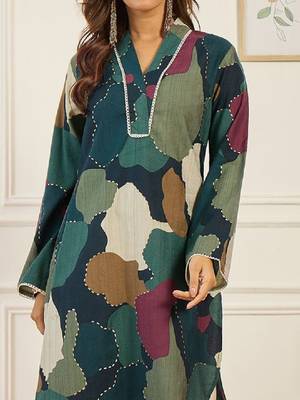 Abstract printed v-neck chanderi silk straight kurta 2