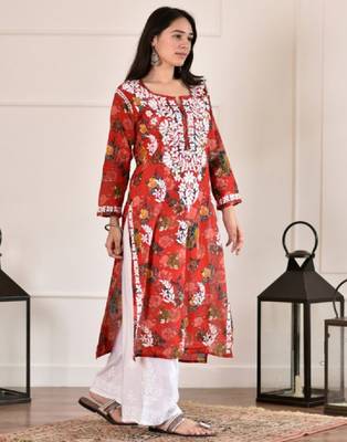 Women red mulmul chikankari embroidered kurta 3