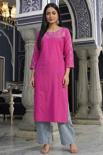 Women ethnic motifs embroidered daily cotton straight kurta