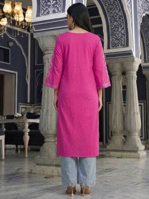 Women ethnic motifs embroidered daily cotton straight kurta 3