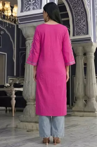 Women ethnic motifs embroidered daily cotton straight kurta