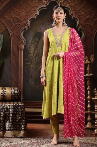Women bandhani printed bandhej a-line thread work pastels kurta with dupatta