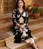 Floral printed v-neck straight rayon kurta