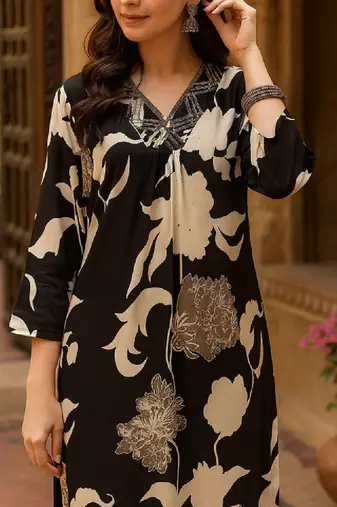 Floral printed v-neck straight rayon kurta