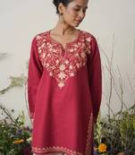 Women maroon floral embroidered daily cotton straight kurta