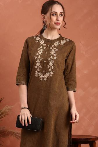 Women ethnic motifs embroidered yoke design cotton straight kurta