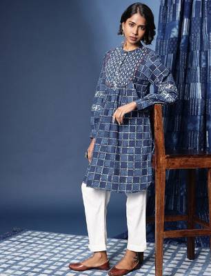 Pure cotton geometric printed band collar indigo crafted kurta 1