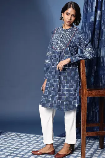 Pure cotton geometric printed band collar indigo crafted kurta