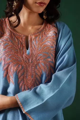 Kashmiri golden boti tilla embroidered cashmilion round-neck winter kurta