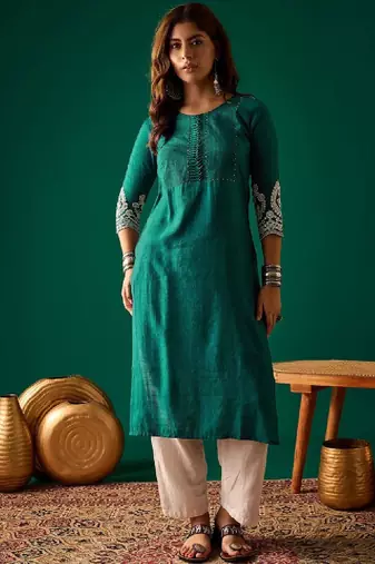 Women solid straight kurtas