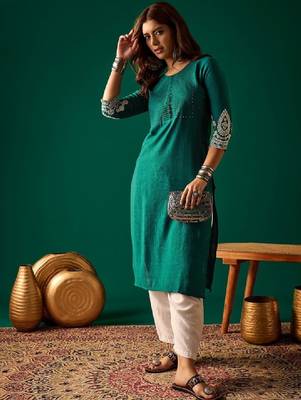 Women solid straight kurtas 4
