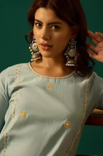 Women solid straight kurtas