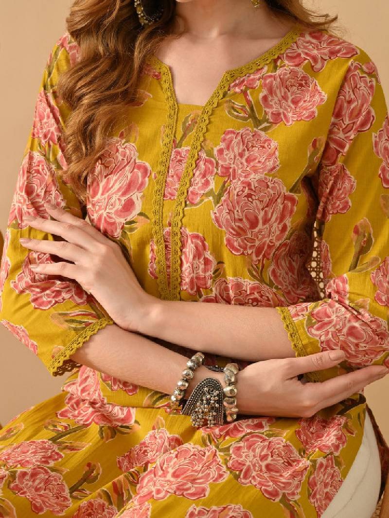 Floral printed cotton straight kurta
