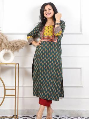 Women ethnic motifs printed pure cotton straight kurta 1