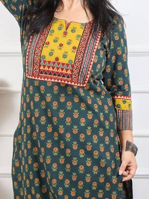 Women ethnic motifs printed pure cotton straight kurta 2