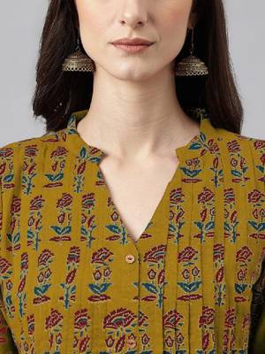 Women floral printed floral kurta 3
