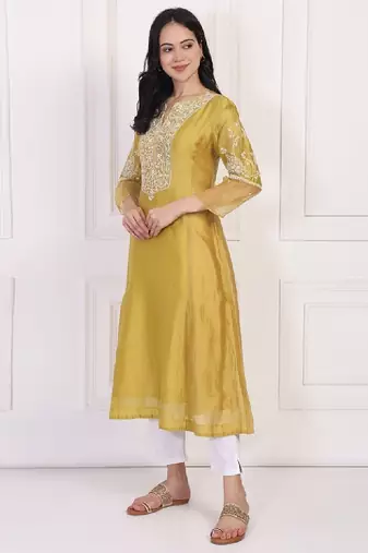 Embroidered notch neck thread work cotton a-line kurta