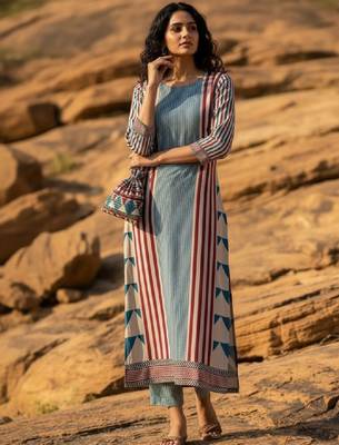 Women geometric printed kurta 1