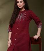 Women floral embroidered flared sleeves thread work kurta