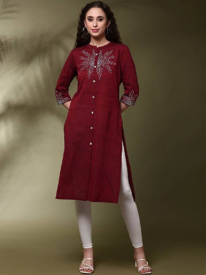 Women floral embroidered flared sleeves thread work kurta