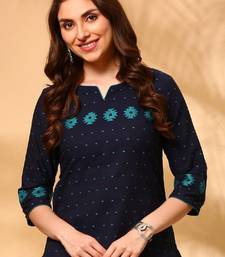 Women ethnic motifs dobby kurta