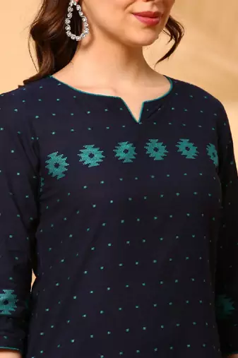 Women ethnic motifs dobby kurta