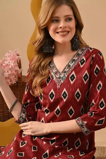 Women ethnic motifs printed indie prints kurta