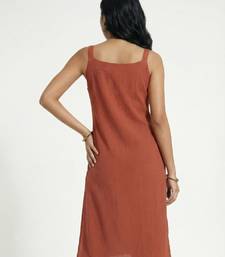 Yoke design gotta patti crinkled straight kurta